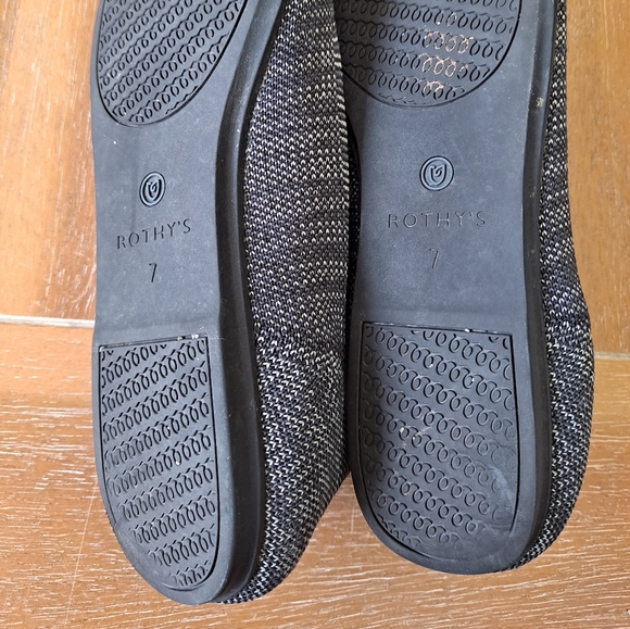 Rothy's round flats - Picture 3 of 4